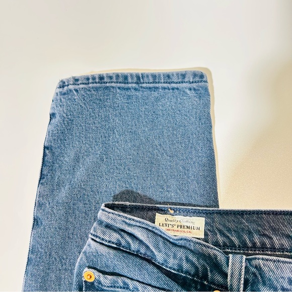 Levi’s jeans 501 Buttonfly jeans boyfriend high rise jeans gray women Size 31 - Picture 7 of 13